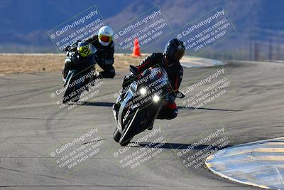 media/Jan-09-2022-SoCal Trackdays (Sun) [[2b1fec8404]]/Turns 9 and 8 (920am)/